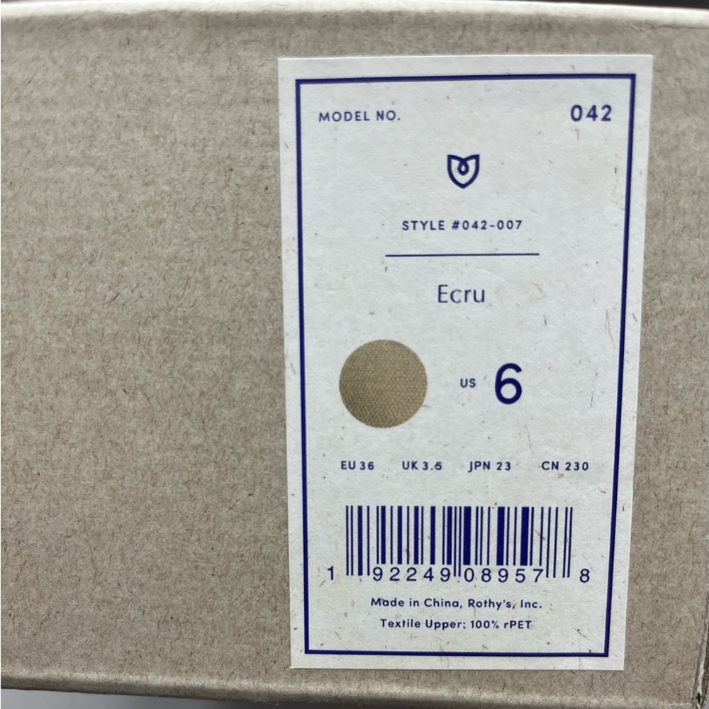 Rothy’s Square Shoes size 6 - BRAND NEW (this color is sold out online) - Picture 5 of 5